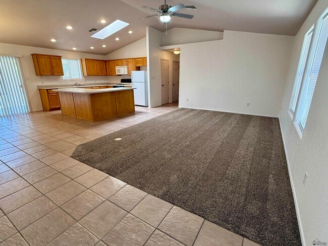 Building Photo - 10796 S Monterrey Way