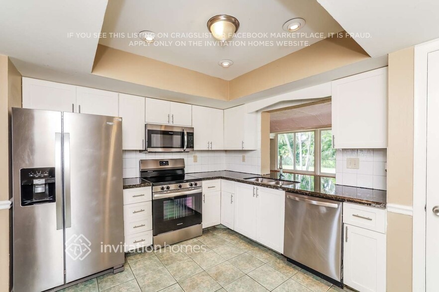 Building Photo - 1581 Wyndcliff Dr