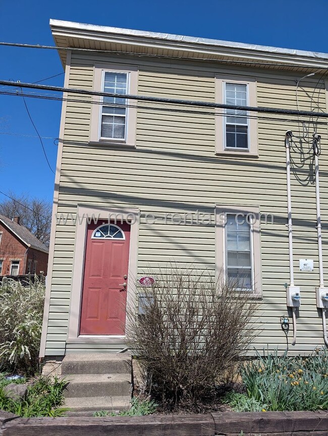 Building Photo - 406-408 E. Frankfort St