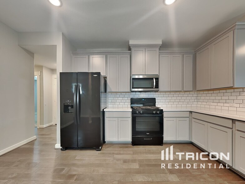 Building Photo - 12719 Gallowhill Dr