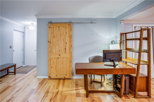 Building Photo - 2680 Highland Ave