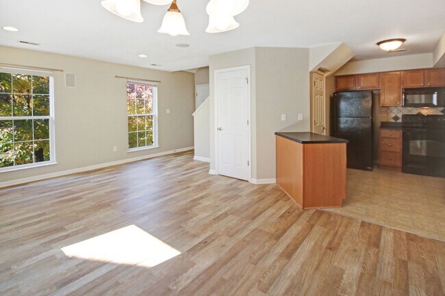 Building Photo - 310 Stonewall Creek Dr