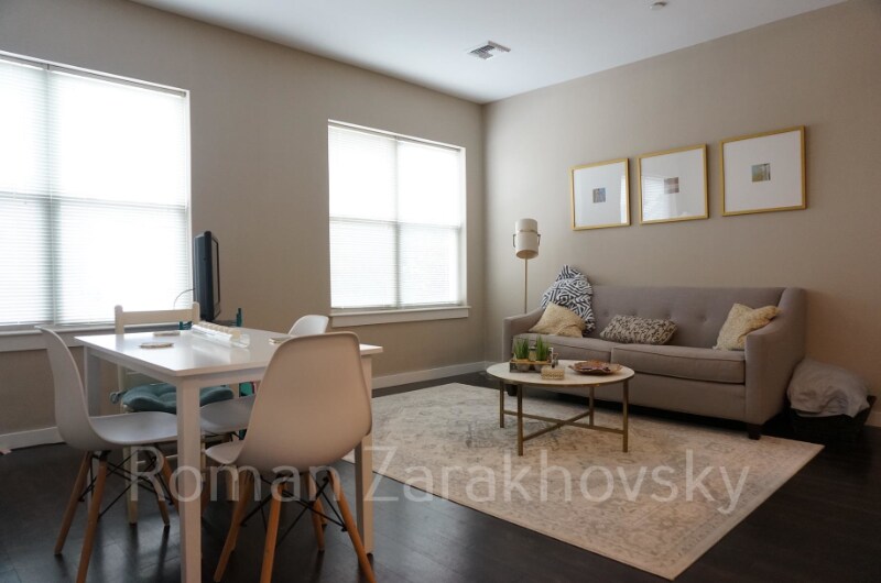 Building Photo - 40 Bonair St