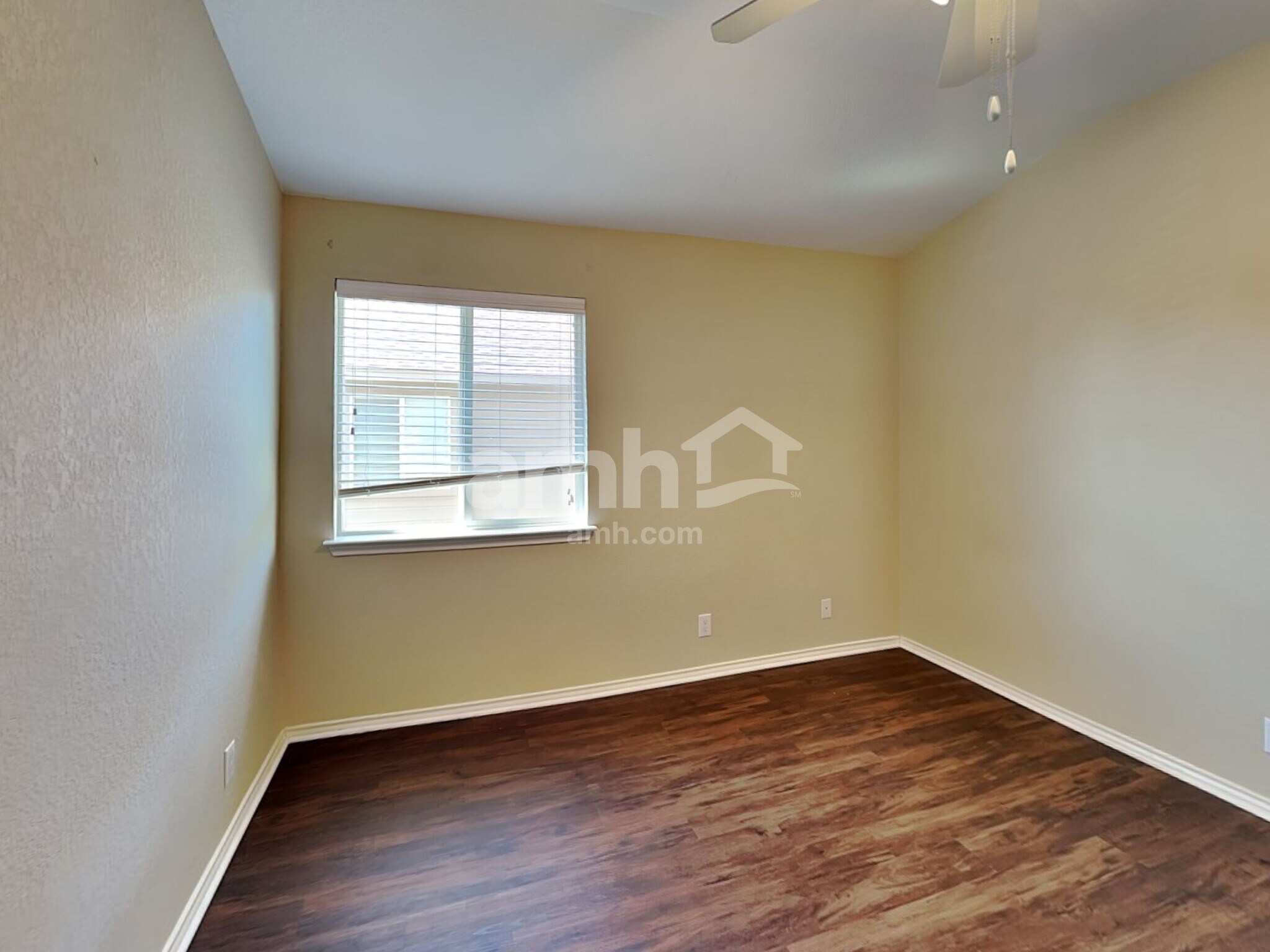 Building Photo - 631 Tom Kemp Dr