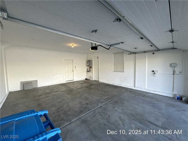 Building Photo - 117 Destiny Orch Ct