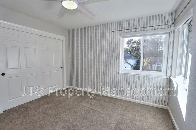 Building Photo - 2696 Prestwick Dr