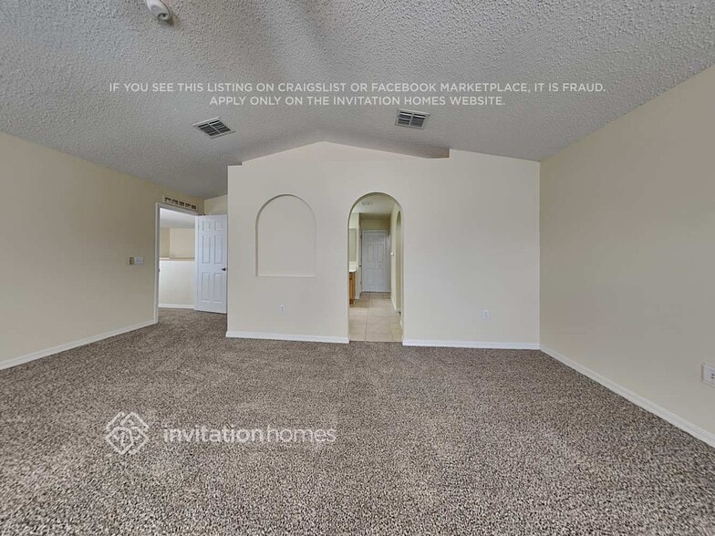 Building Photo - 10341 River Bream Dr