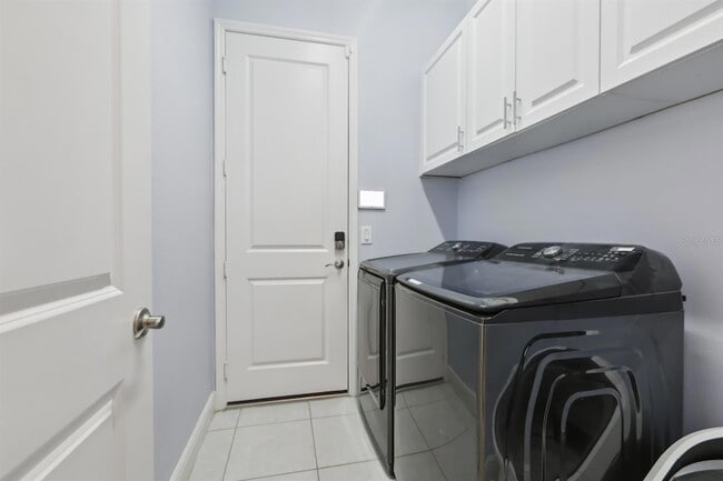 Building Photo - 2837 Tarragona Wy