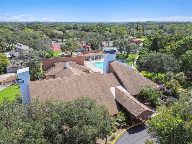 Building Photo - 7433 Greystone Dr