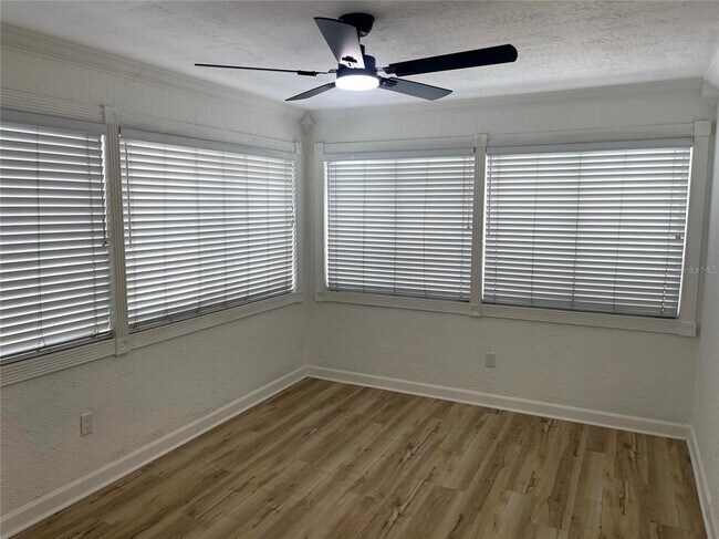 Building Photo - 3717 Belmont Blvd