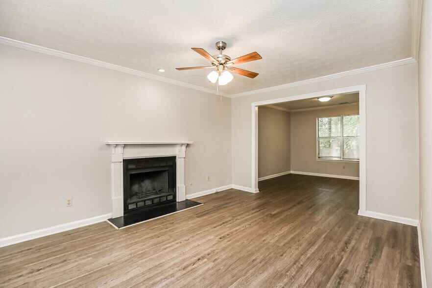 Building Photo - 1268 Brandl Dr SW