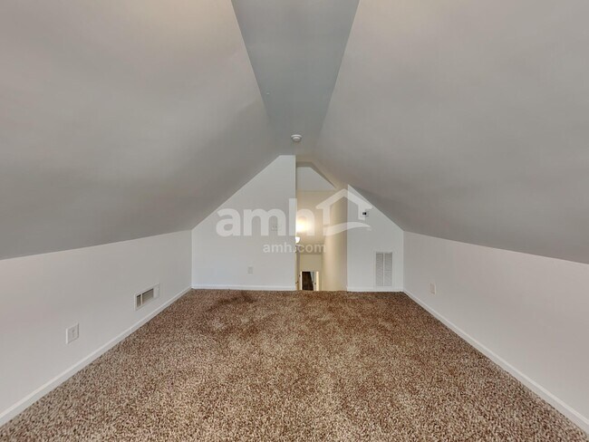 Building Photo - 5147 Scenic View Rd