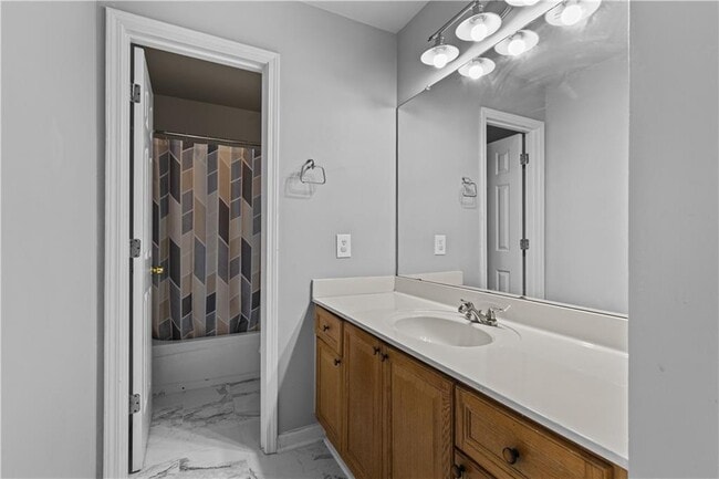 Building Photo - 2238 Roseberry Ln