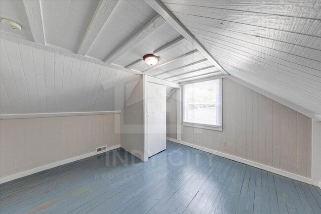 Building Photo - 6132 Raleigh Dr