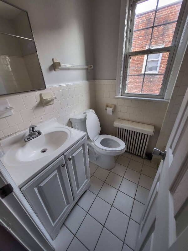 Building Photo - 4112 Queensbury Rd