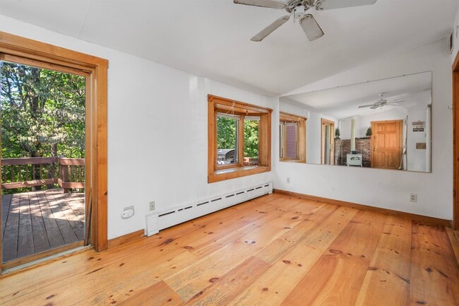 Building Photo - 468 Union Ave