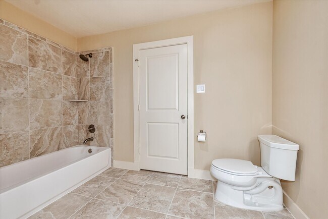 Building Photo - 13405 Preston Cliff Ct