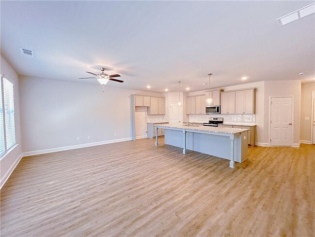 Building Photo - 2580 Mls Cmn Dr