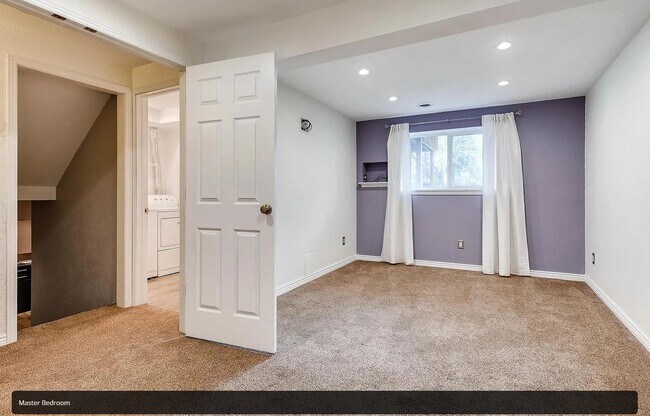 Building Photo - 6631 S Dudley Ct
