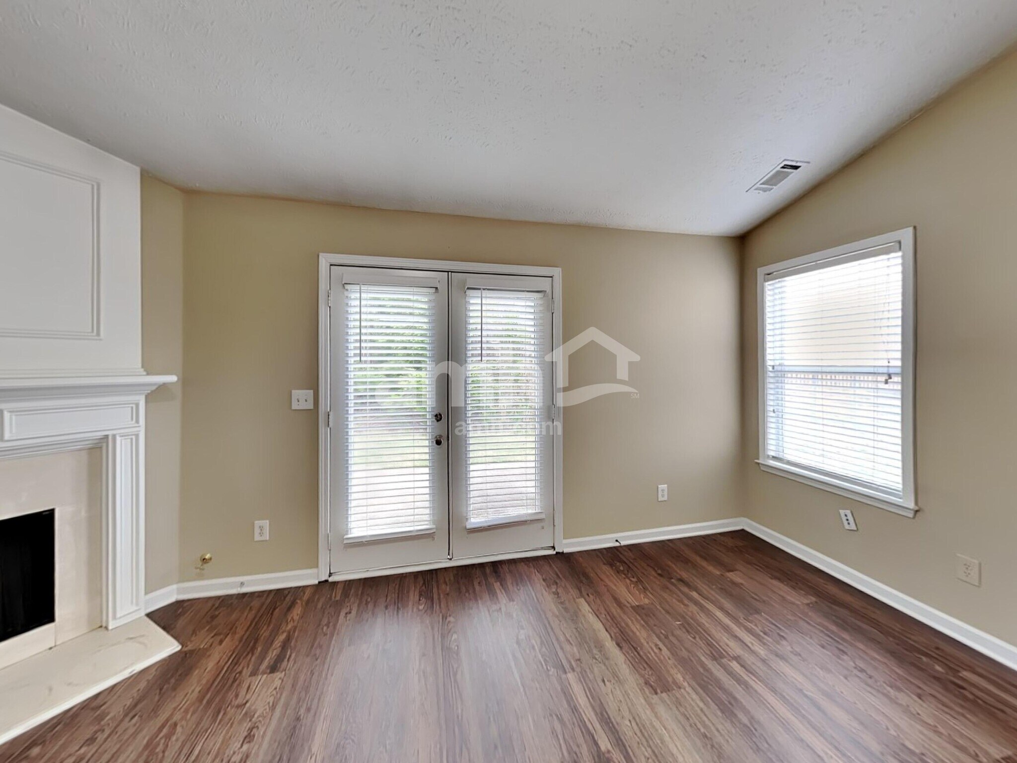 Building Photo - 589 Summerbrooke Ct