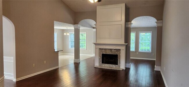Building Photo - 1480 Ridgemill Terrace NE