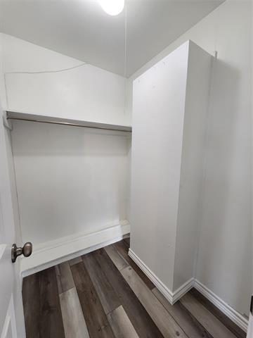 Building Photo - 1401 E Sherman Dr