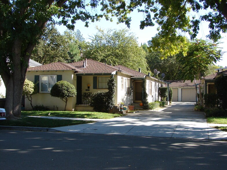 with a garage - 4388 Second St