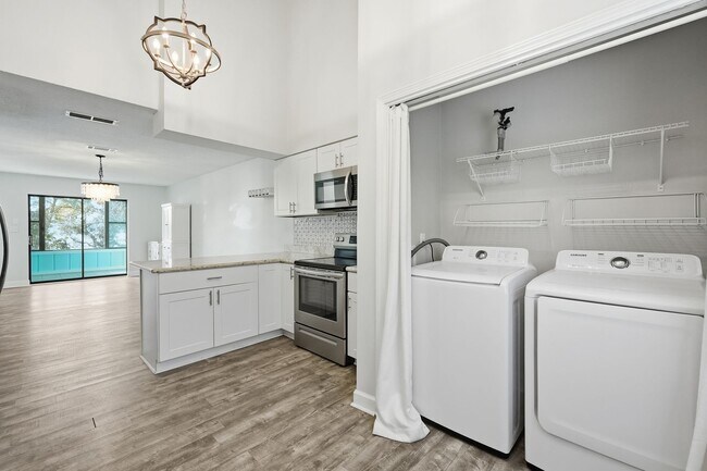 Building Photo - Premier Marina Cove end unit!!   Coastal Lifestyle at its BEST!!