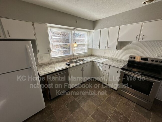 Building Photo - 9801 E. 81st. Ter.