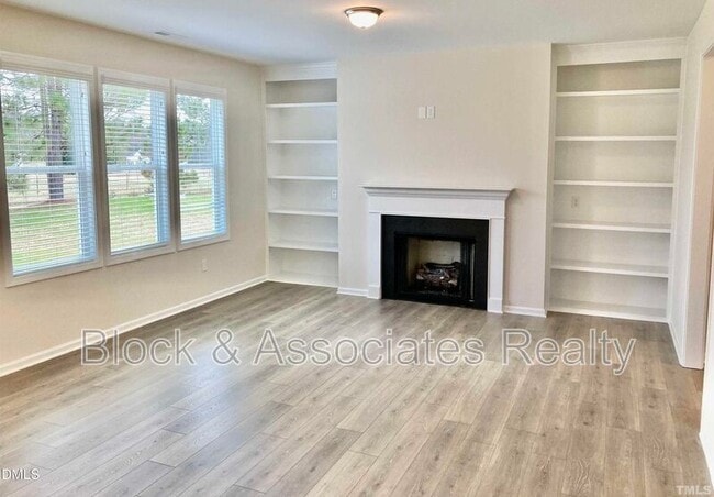 Building Photo - 22 Davinci Dr