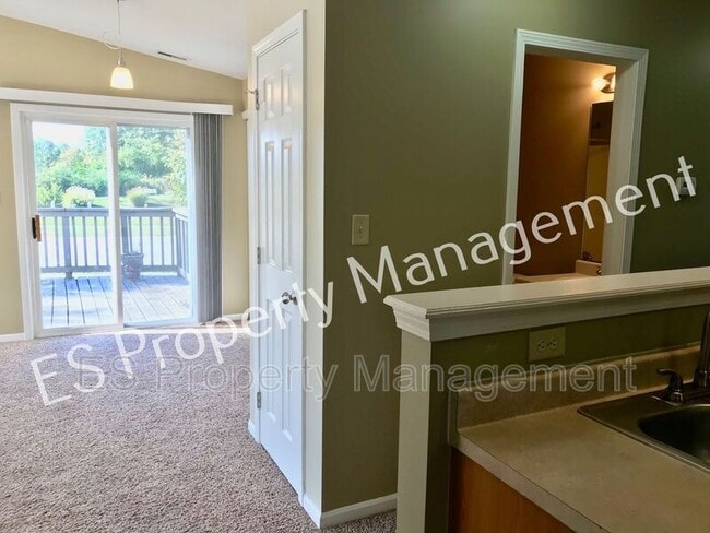 Building Photo - 6728 Garway Ln
