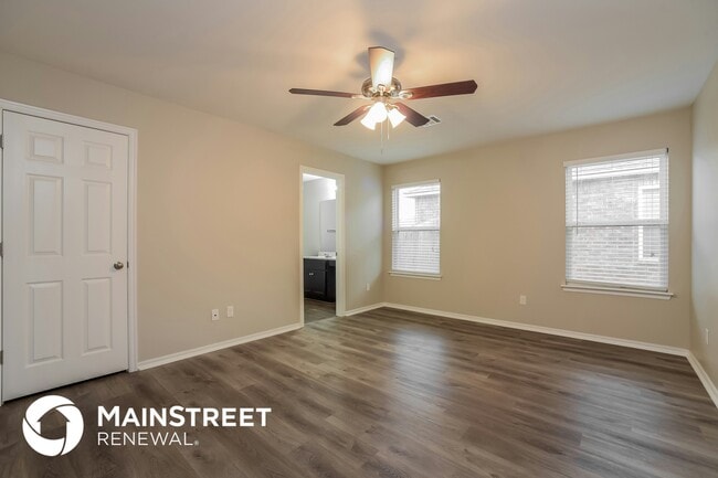 Building Photo - 4405 Windgate W Rd