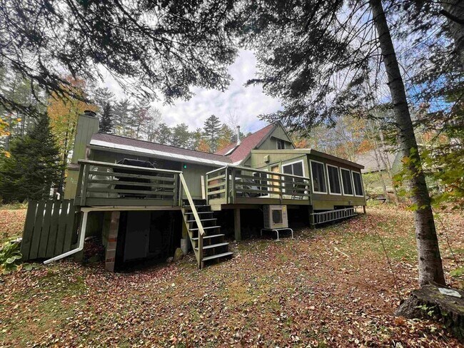 Building Photo - 112 Greensward Dr