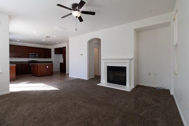 Building Photo - Move in Special $100 off first month rent!...