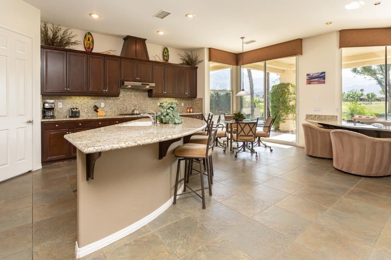 Building Photo - 57575 Seminole Dr