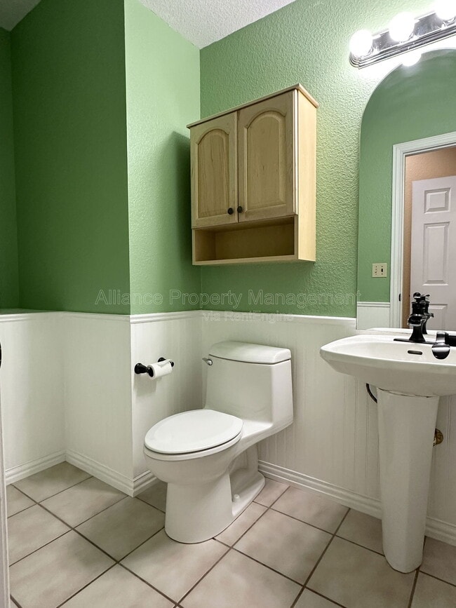 Building Photo - 4420 Cobbleskill Dr