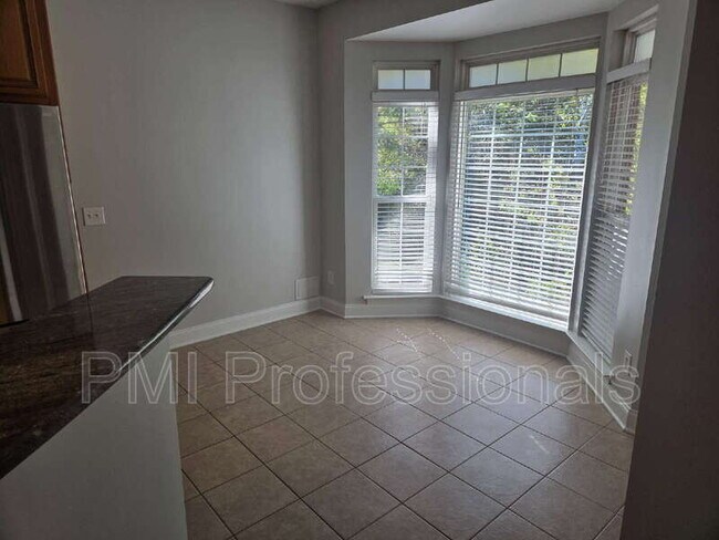 Building Photo - 1205 Cascade Falls Dr