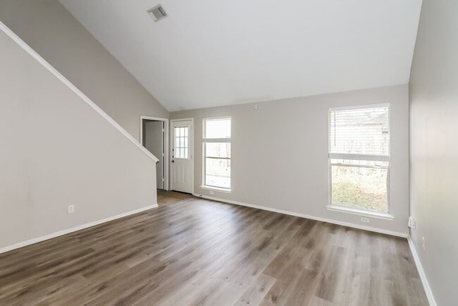 Building Photo - 3630 Red Fir Dr