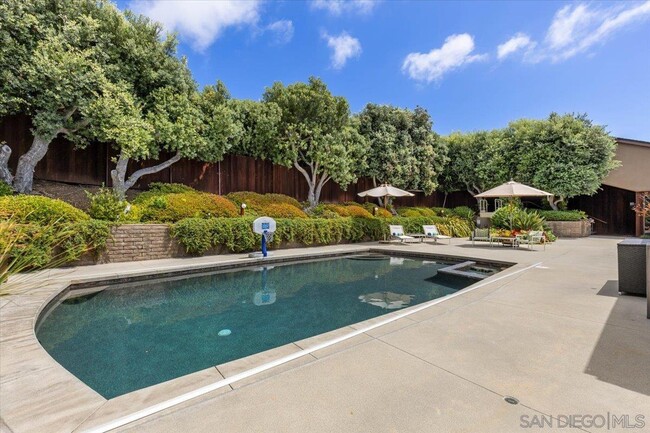 Building Photo - 8496 Westway Dr