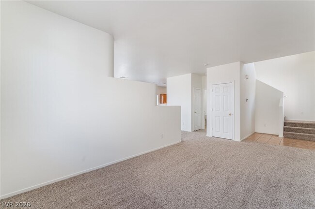 Building Photo - 6758 Lincoln Wood St