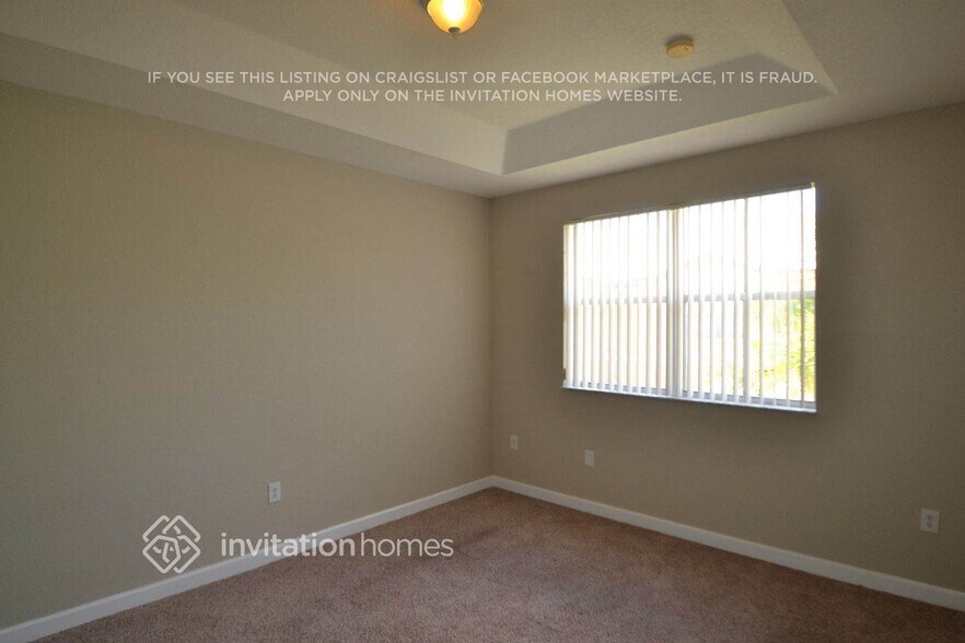 Building Photo - 7732 NW 114th Pl