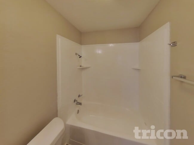 Building Photo - 4114 Hartford Dr