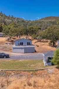 Building Photo - 6655 Jaquima Dr