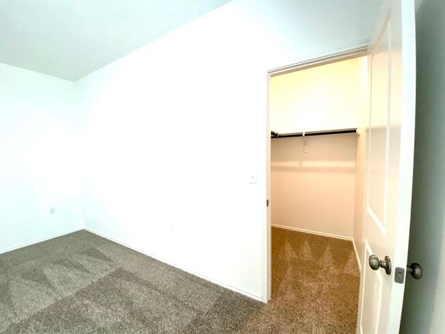 Building Photo - 14217 Sandrock Bnd