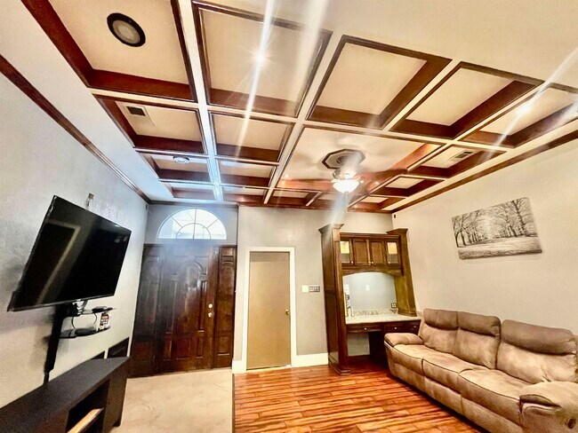 Building Photo - 9666 White Wing Loop