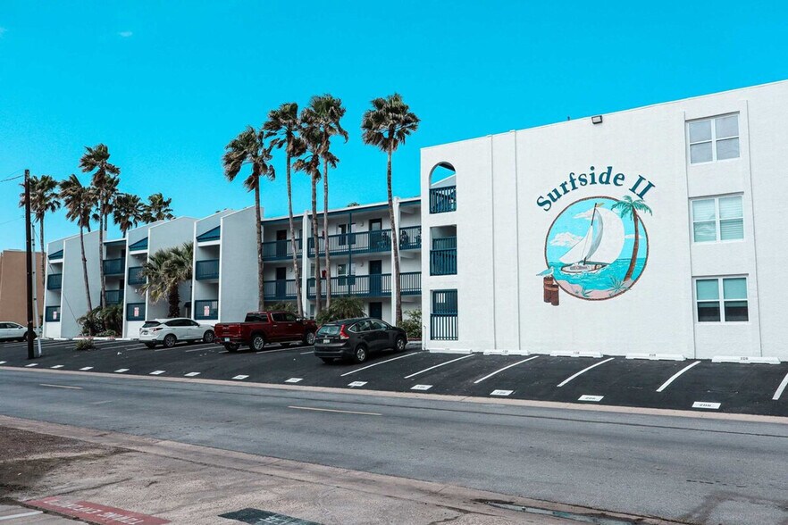 Building Photo - 5601 Gulf Blvd