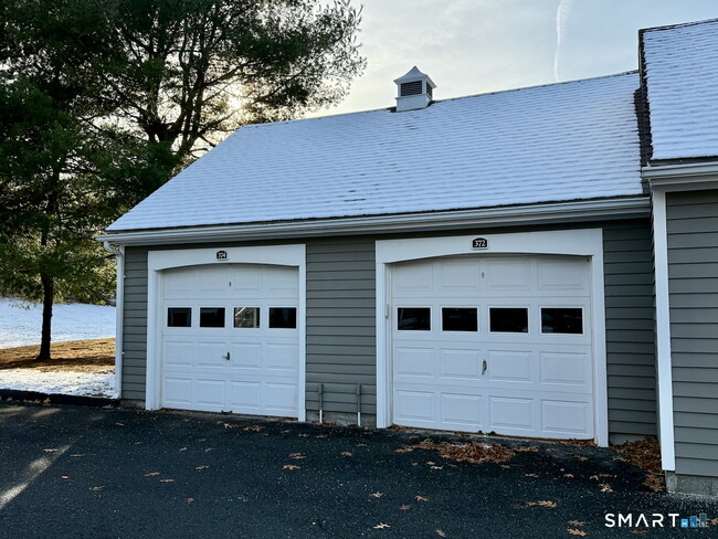 Building Photo - 372 Monaco Ln