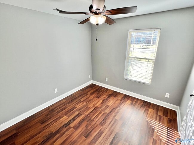 Building Photo - 105 Summerset Ln