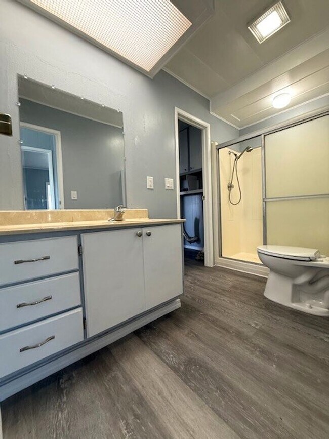 Building Photo - MF Home 3 Bedroom 2 Bath Dayton OR