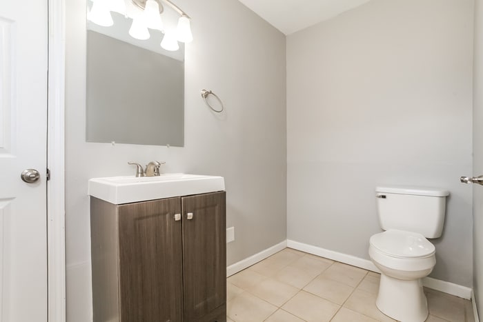 Building Photo - 803 Crowden Dr